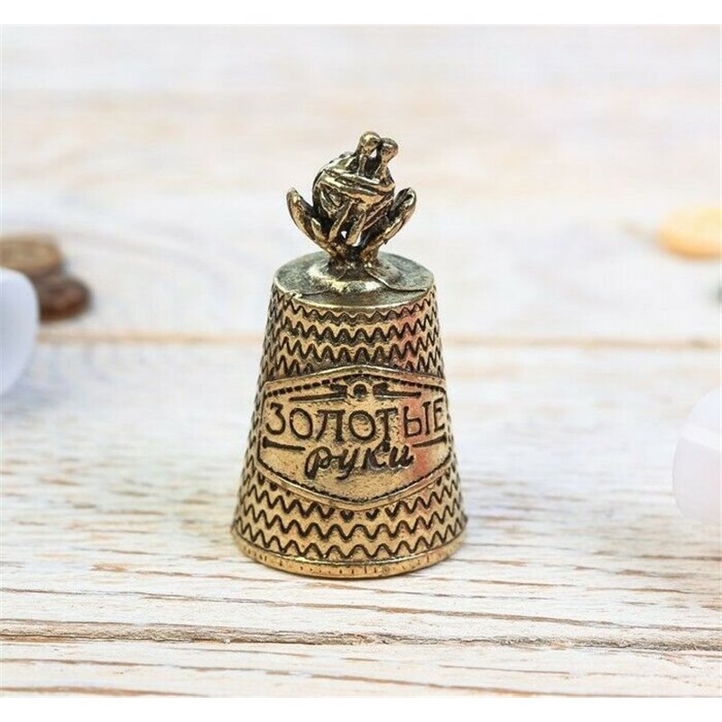 Thimble YARN & KNITTING NEEDLES craft Solid Brass Metal Russian Souvenir Collection