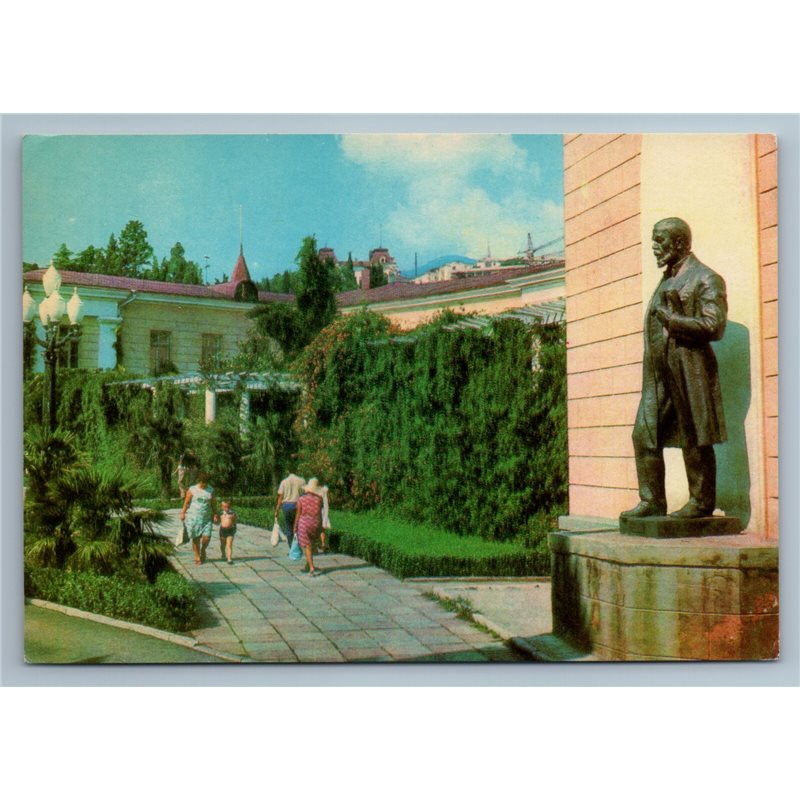 YALTA CRIMEA Hydropathyc Establishment Statue Treatment Old Vintage Postcard