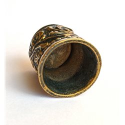 Thimble PLANT FLOWER ORNAMENT Solid Brass Metal Russian Souvenir Collection