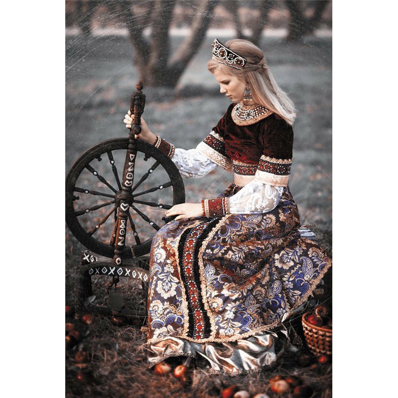 SPINNING WHEEL and Pretty Girl in Russian Folk Dress Ethnic Russian New Postcard