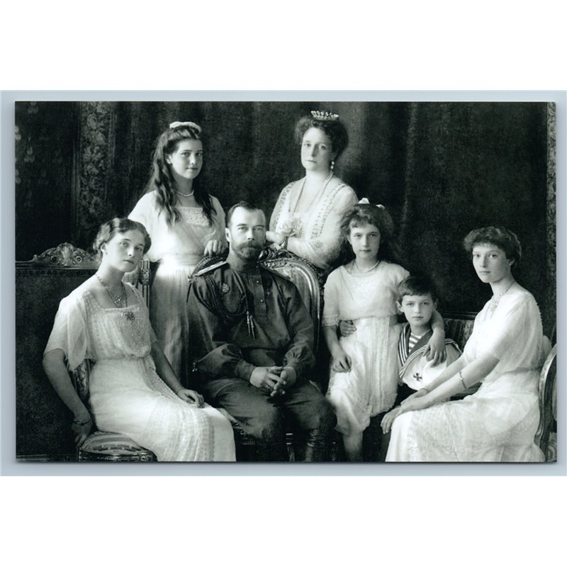 FAMILY OF EMPEROR NICHOLAS II in 1913 Russian Royalty Romanov New Postcard