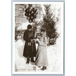 IMPERIAL RUSSIA MOSCOW Life Balloon seller Types of Russia Xmas tree Postcard